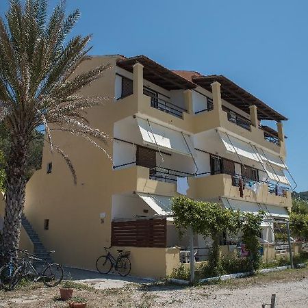 Апартаменти Elias House Айос-Георгіос Екстер'єр фото