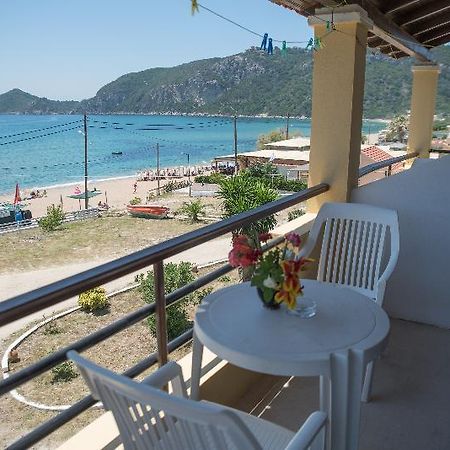 Апартаменти Elias House Айос-Георгіос Екстер'єр фото